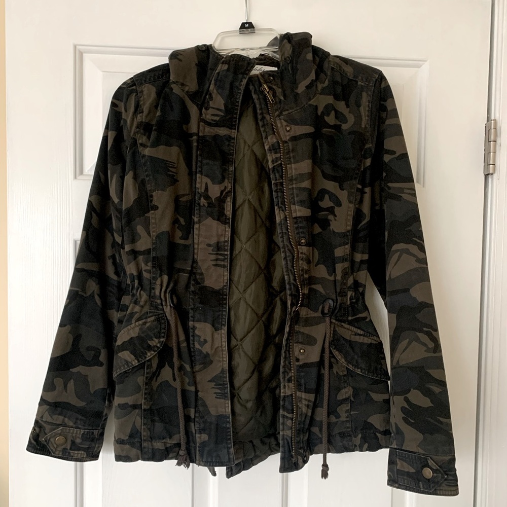 Camo hooded jacket